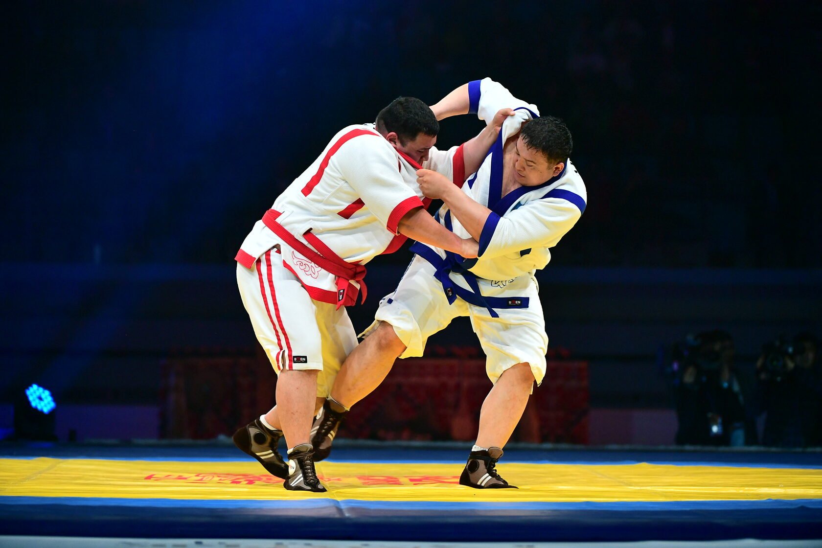 Казахский Курес